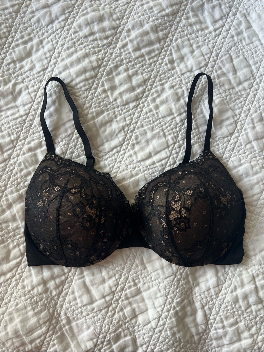 Maidenform Black Lace Bra 38D